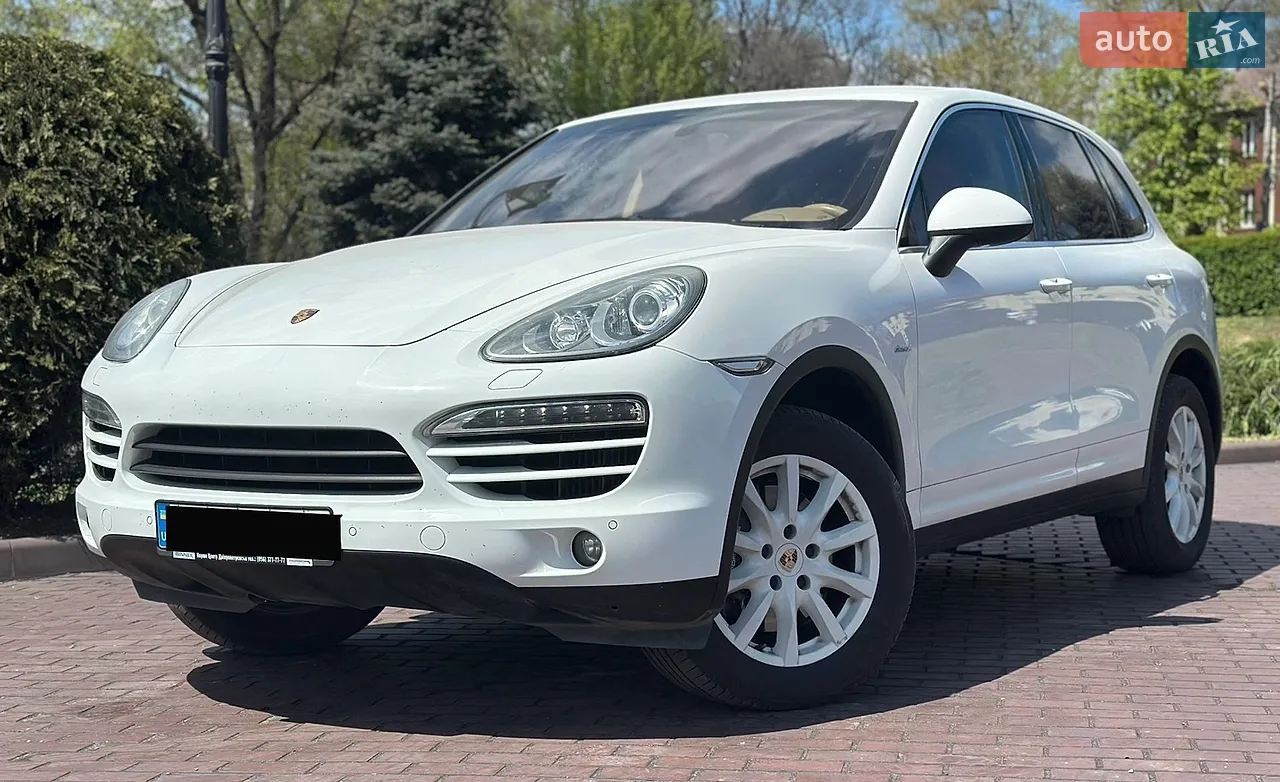 2011 Porsche Cayenne - мініатюра 22