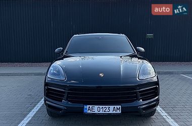 Внедорожник / Кроссовер Porsche Cayenne 2018 в Киеве
