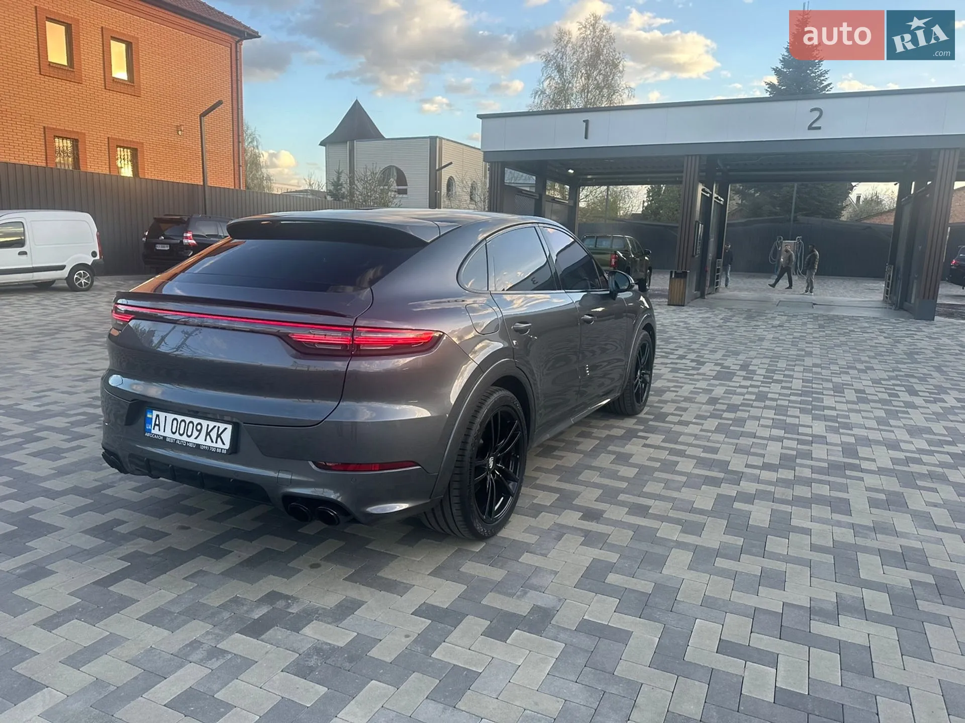 2022 Porsche Cayenne - мініатюра 8