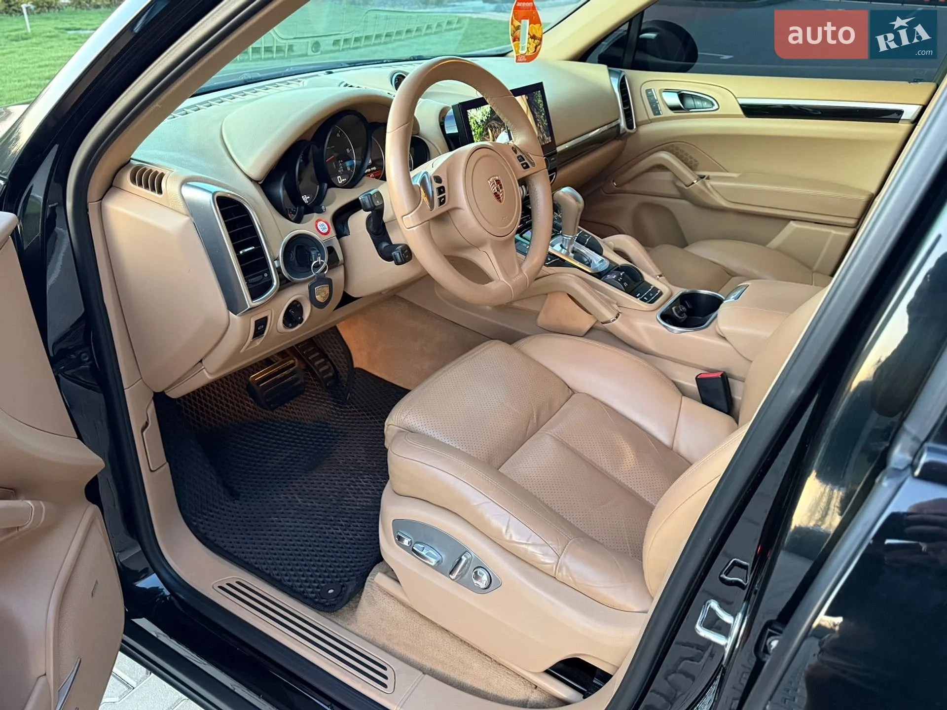 2012 Porsche Cayenne - мініатюра 20