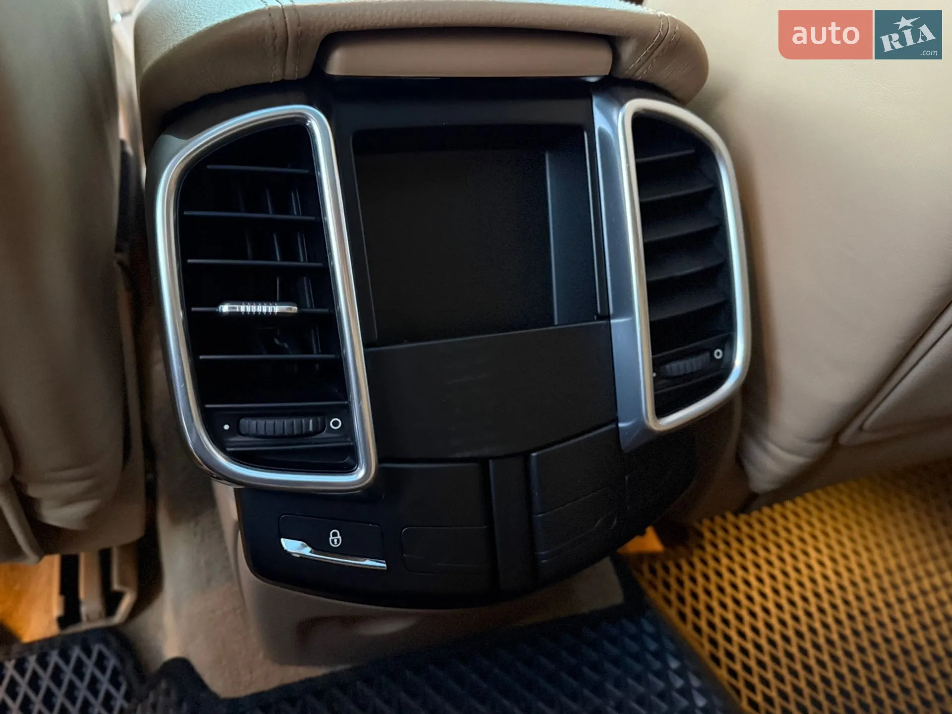 2012 Porsche Cayenne - мініатюра 35