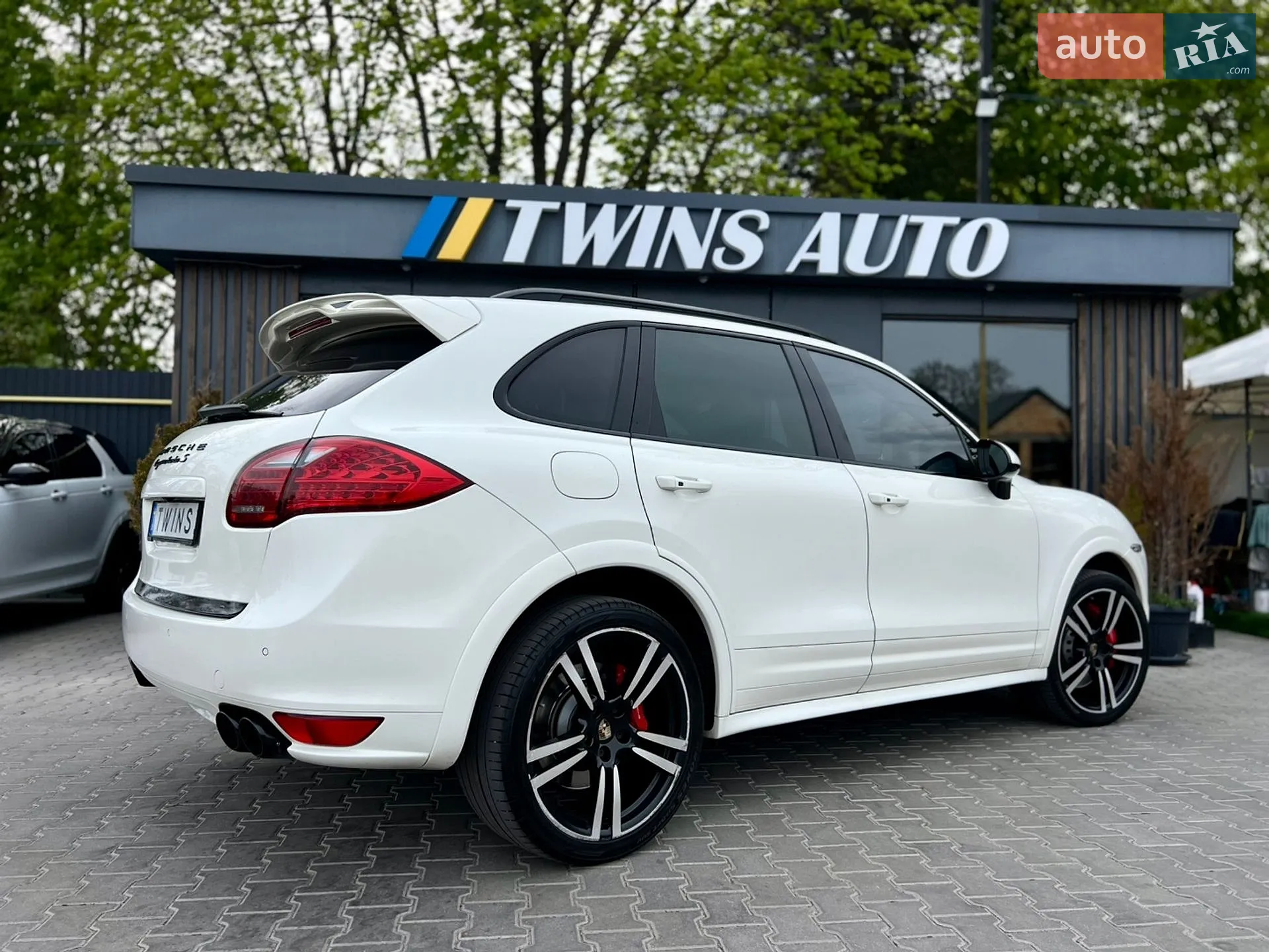 2011 Porsche Cayenne - мініатюра 19