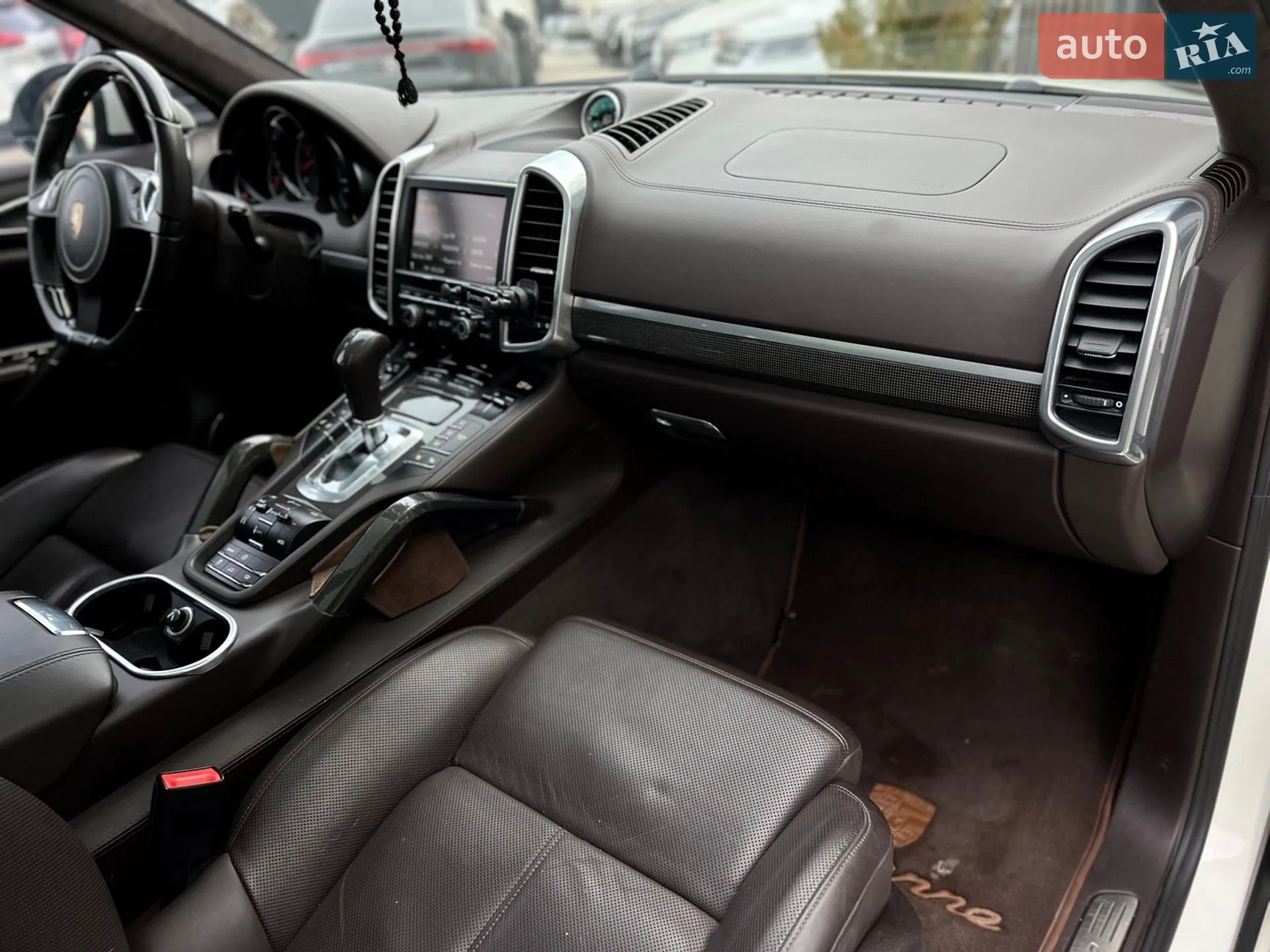 2011 Porsche Cayenne - мініатюра 30