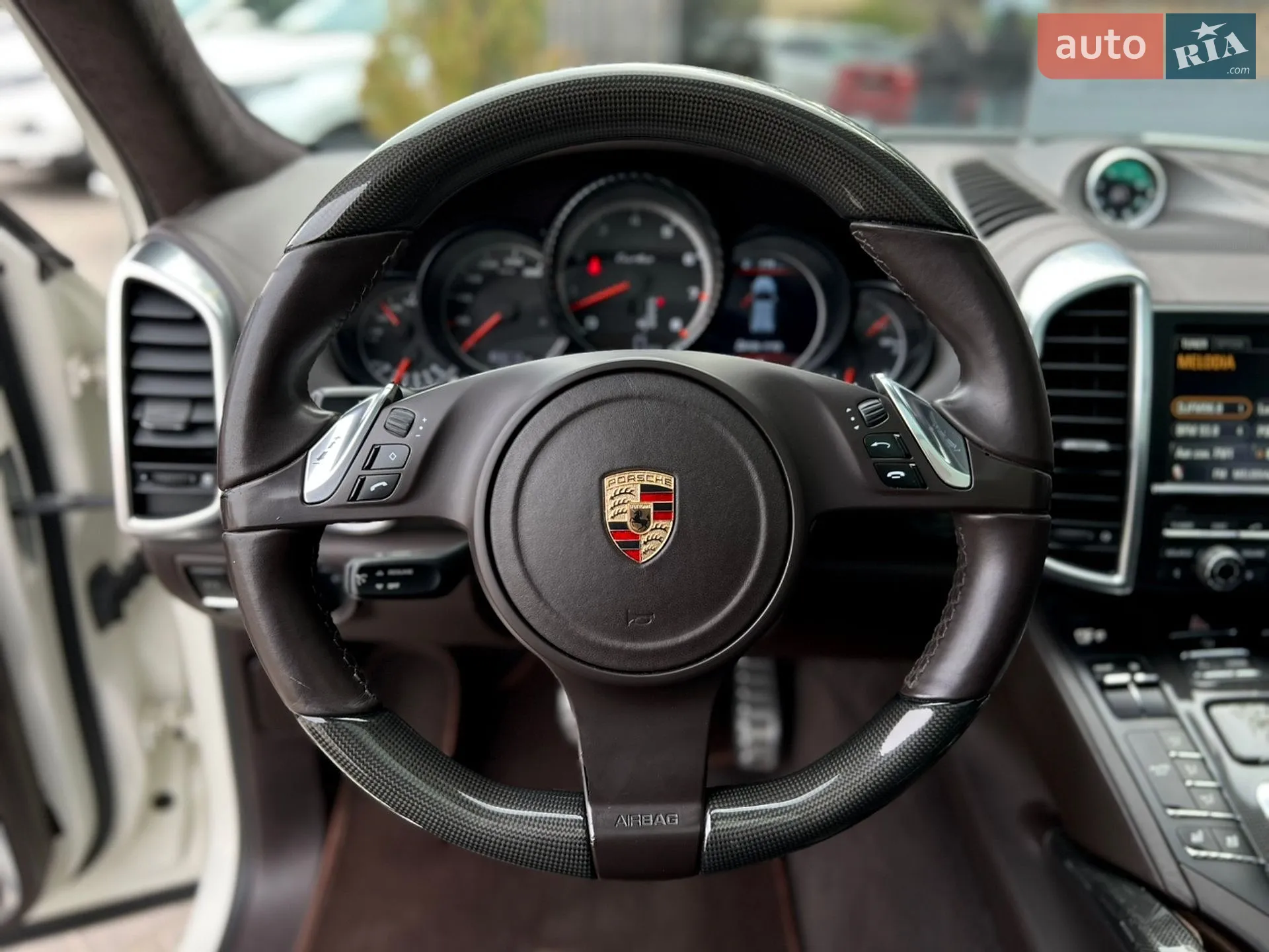 2011 Porsche Cayenne - мініатюра 35