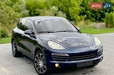 Внедорожник / Кроссовер Porsche Cayenne 2011 в Тернополе