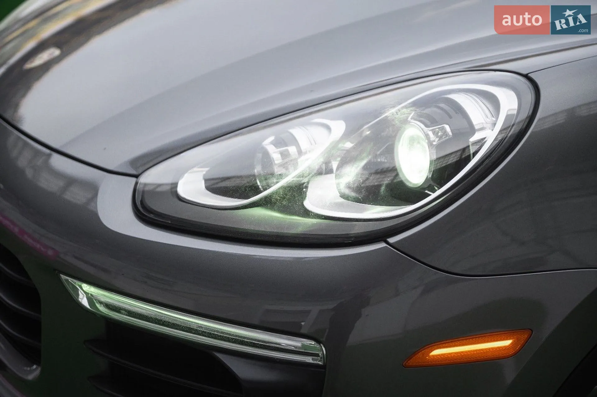 2016 Porsche Cayenne - мініатюра 6