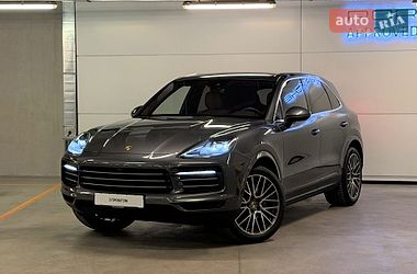 Внедорожник / Кроссовер Porsche Cayenne 2022 в Киеве