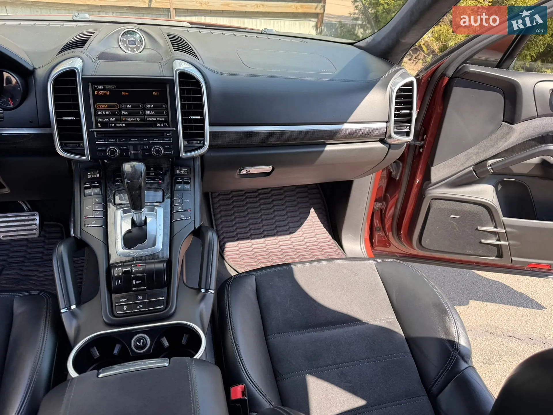 2012 Porsche Cayenne - мініатюра 23