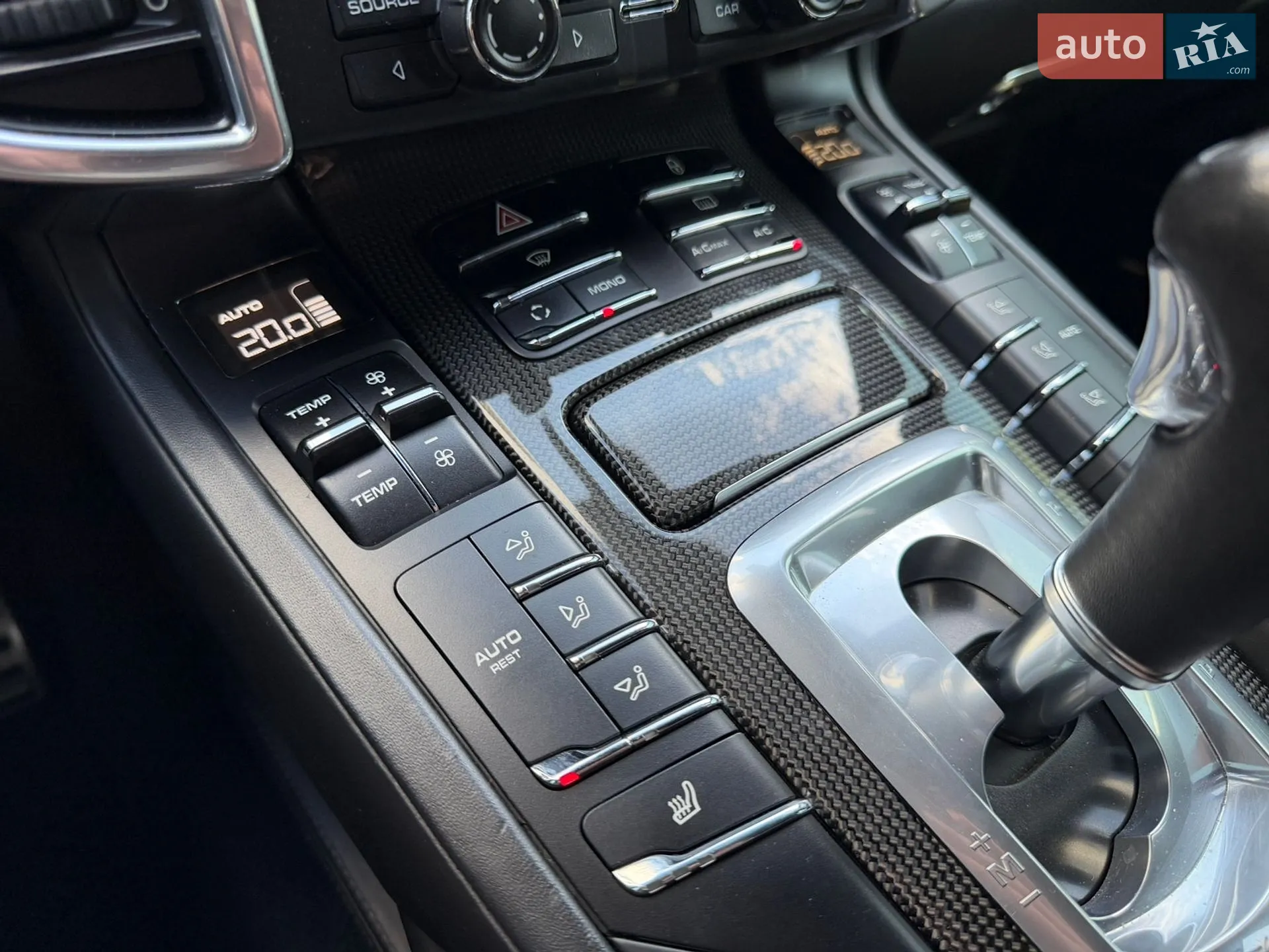 2012 Porsche Cayenne - мініатюра 30