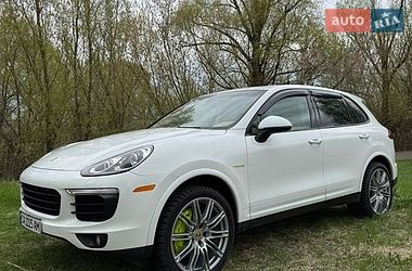Внедорожник / Кроссовер Porsche Cayenne 2017 в Черкассах