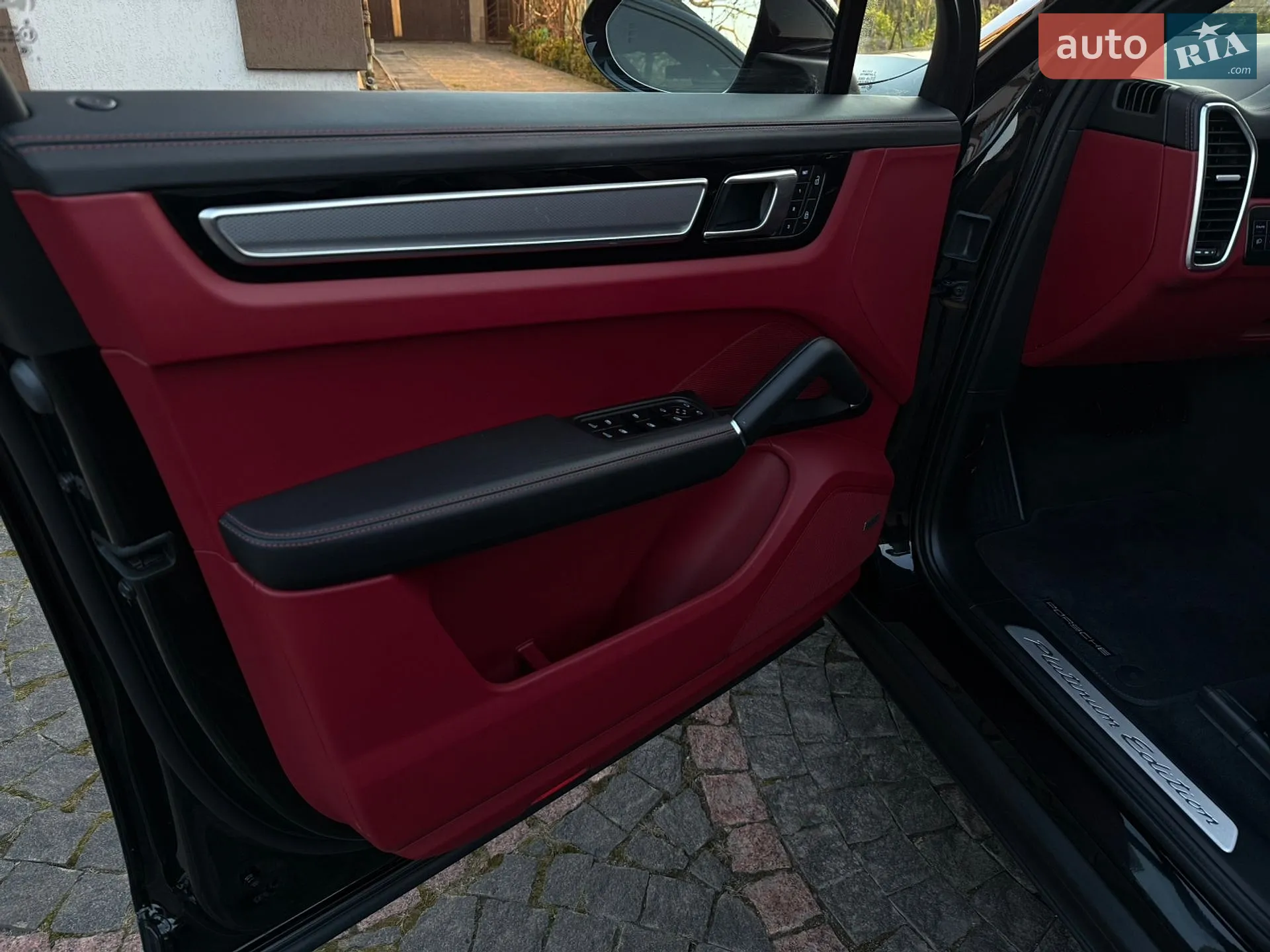 2022 Porsche Cayenne - мініатюра 12