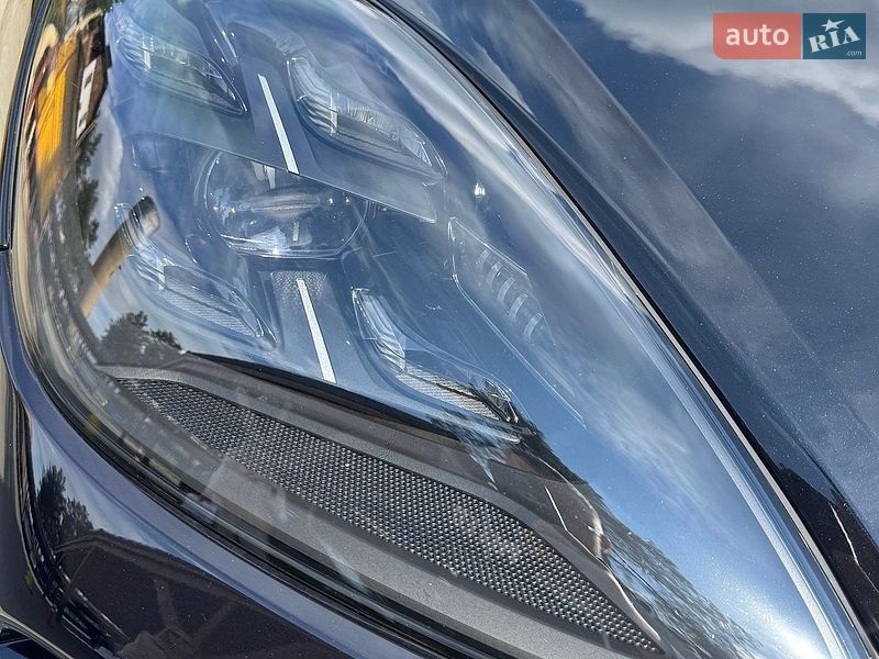Внедорожник / Кроссовер Porsche Cayenne 2021 в Киеве