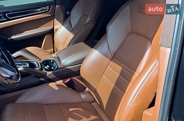 Внедорожник / Кроссовер Porsche Cayenne 2021 в Киеве