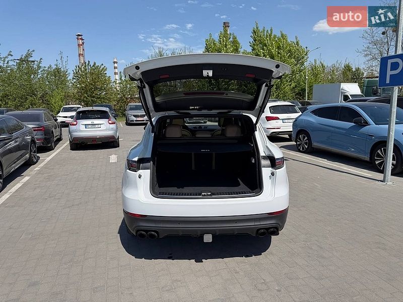 Внедорожник / Кроссовер Porsche Cayenne 2022 в Львове