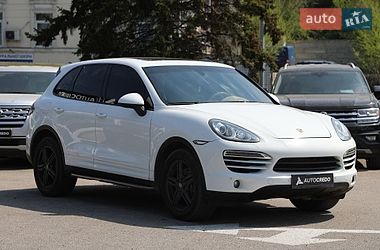 Внедорожник / Кроссовер Porsche Cayenne 2013 в Харькове