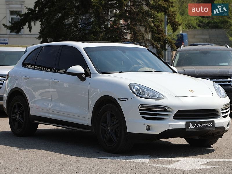 Внедорожник / Кроссовер Porsche Cayenne 2013 в Харькове