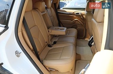 Внедорожник / Кроссовер Porsche Cayenne 2013 в Харькове