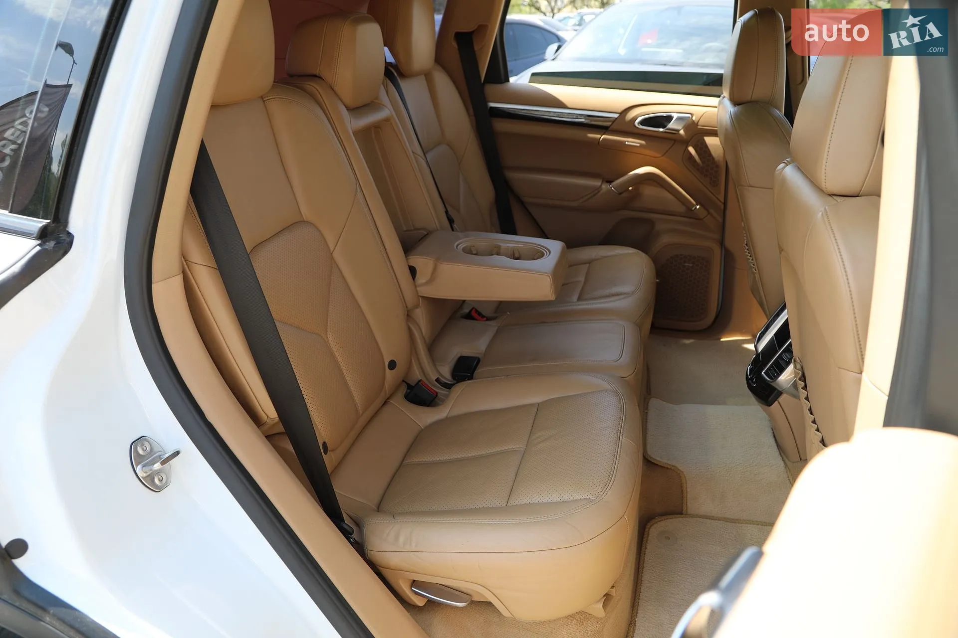 2013 Porsche Cayenne - мініатюра 14