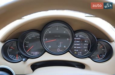 Внедорожник / Кроссовер Porsche Cayenne 2013 в Харькове