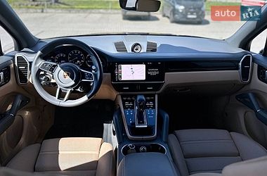 Внедорожник / Кроссовер Porsche Cayenne 2021 в Ужгороде