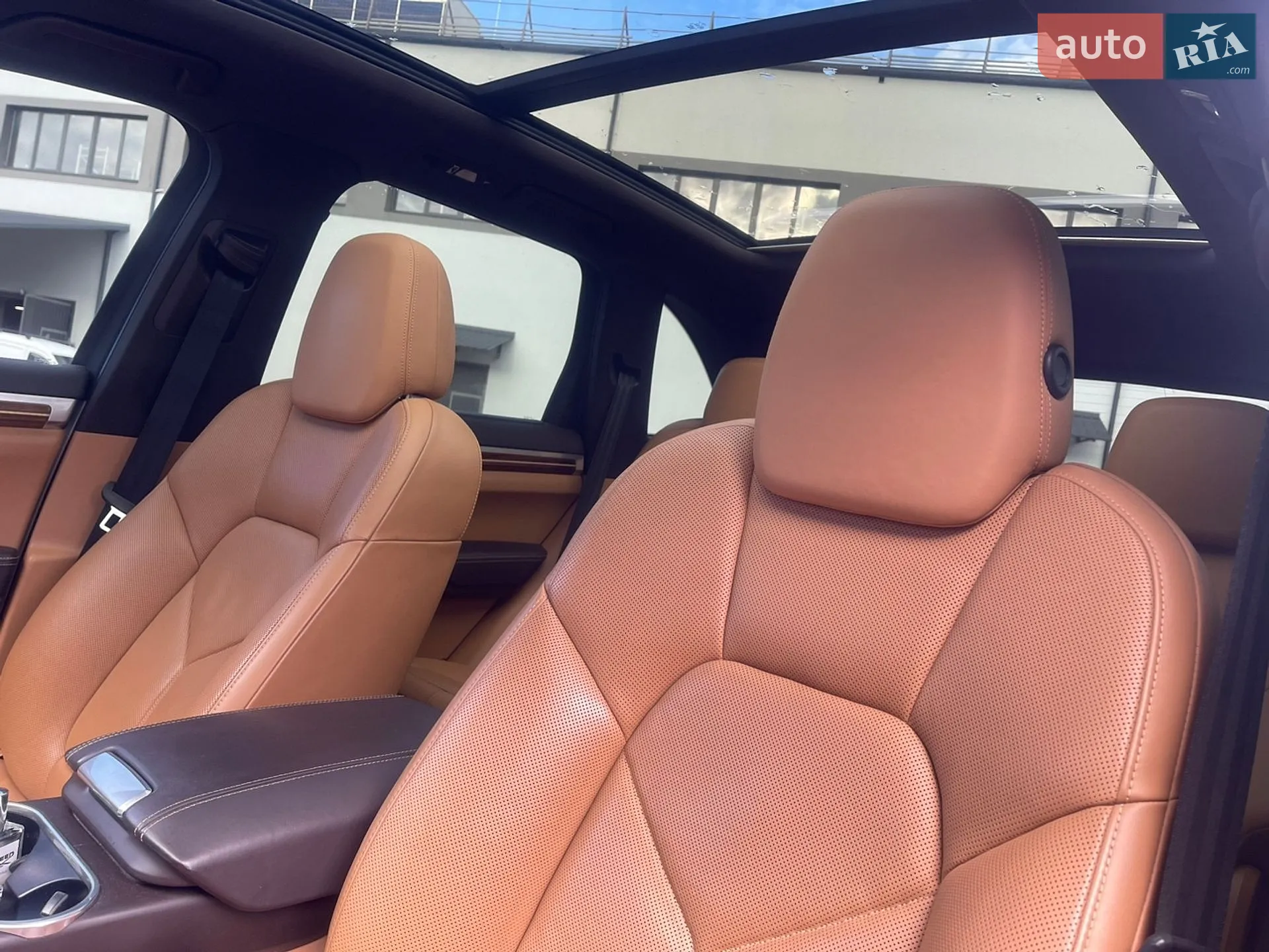 2013 Porsche Cayenne - мініатюра 23