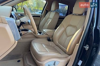 Внедорожник / Кроссовер Porsche Cayenne 2013 в Хмельницком