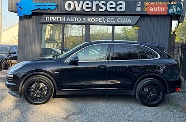 Внедорожник / Кроссовер Porsche Cayenne 2013 в Хмельницком