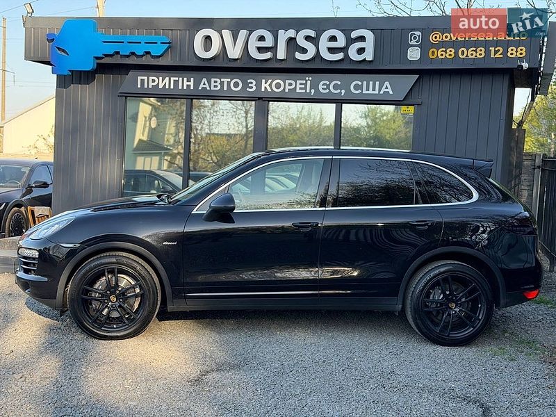 Внедорожник / Кроссовер Porsche Cayenne 2013 в Хмельницком