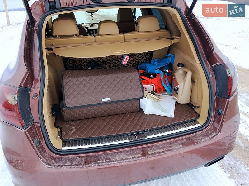 Позашляховик / Кросовер Porsche Cayenne 2012 в Кодимі