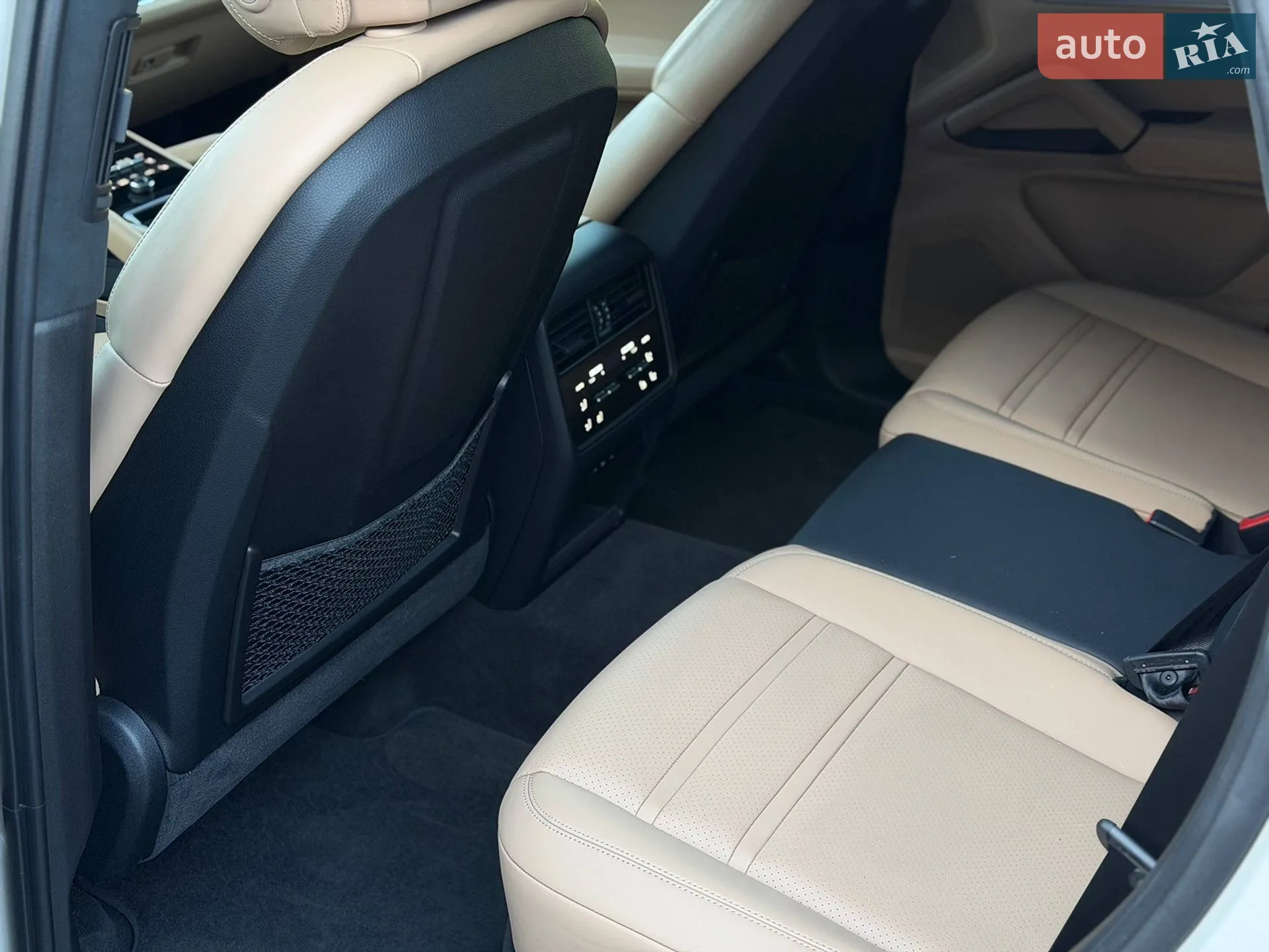 2023 Porsche Cayenne - мініатюра 23