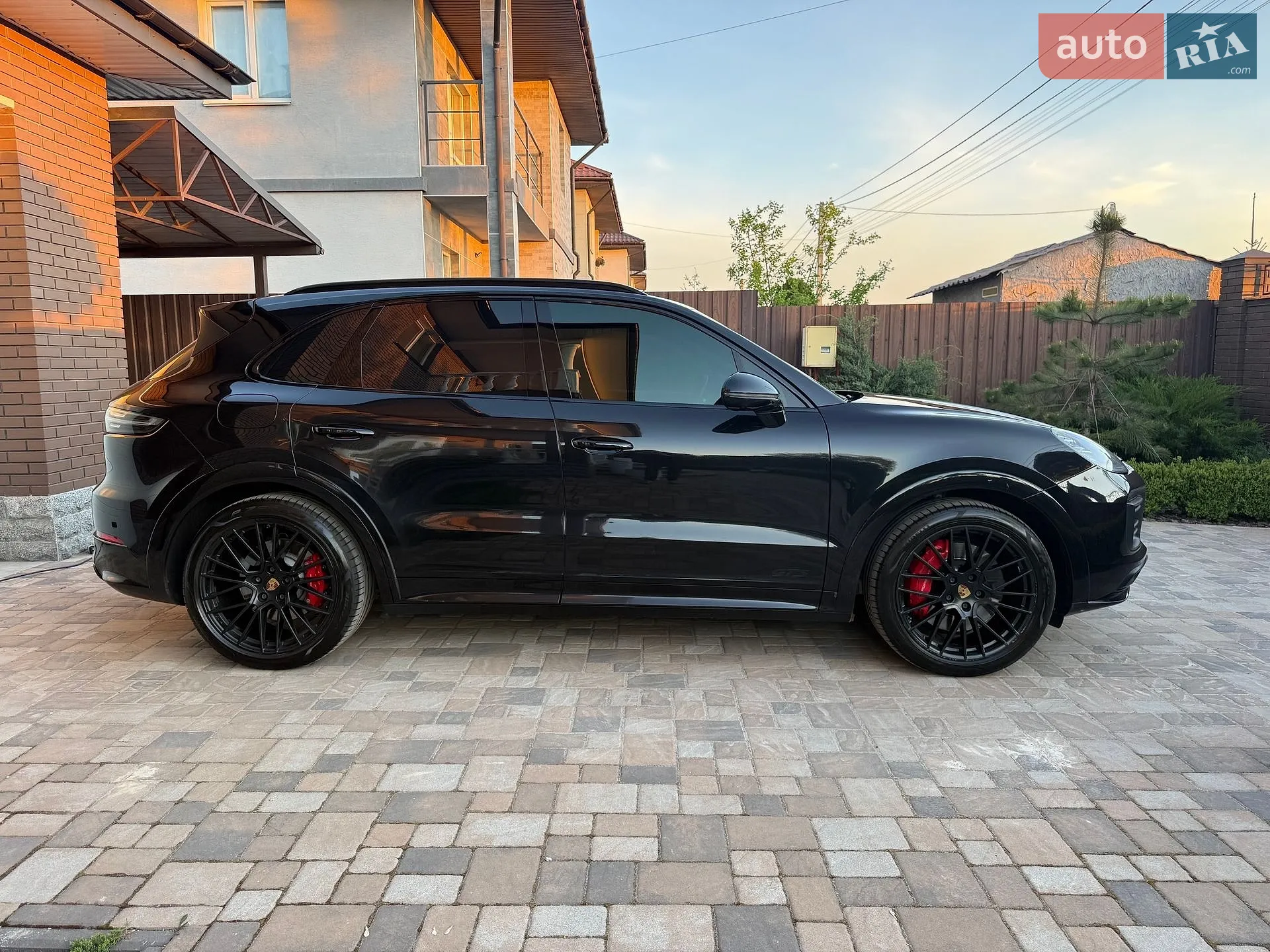 2021 Porsche Cayenne - мініатюра 10