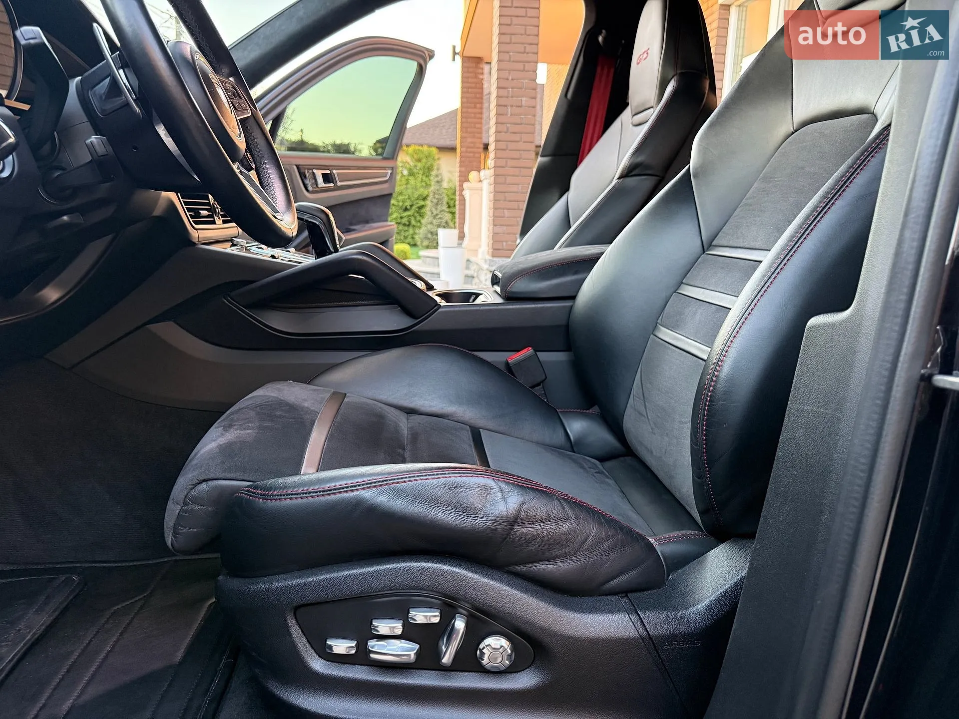 2021 Porsche Cayenne - мініатюра 57