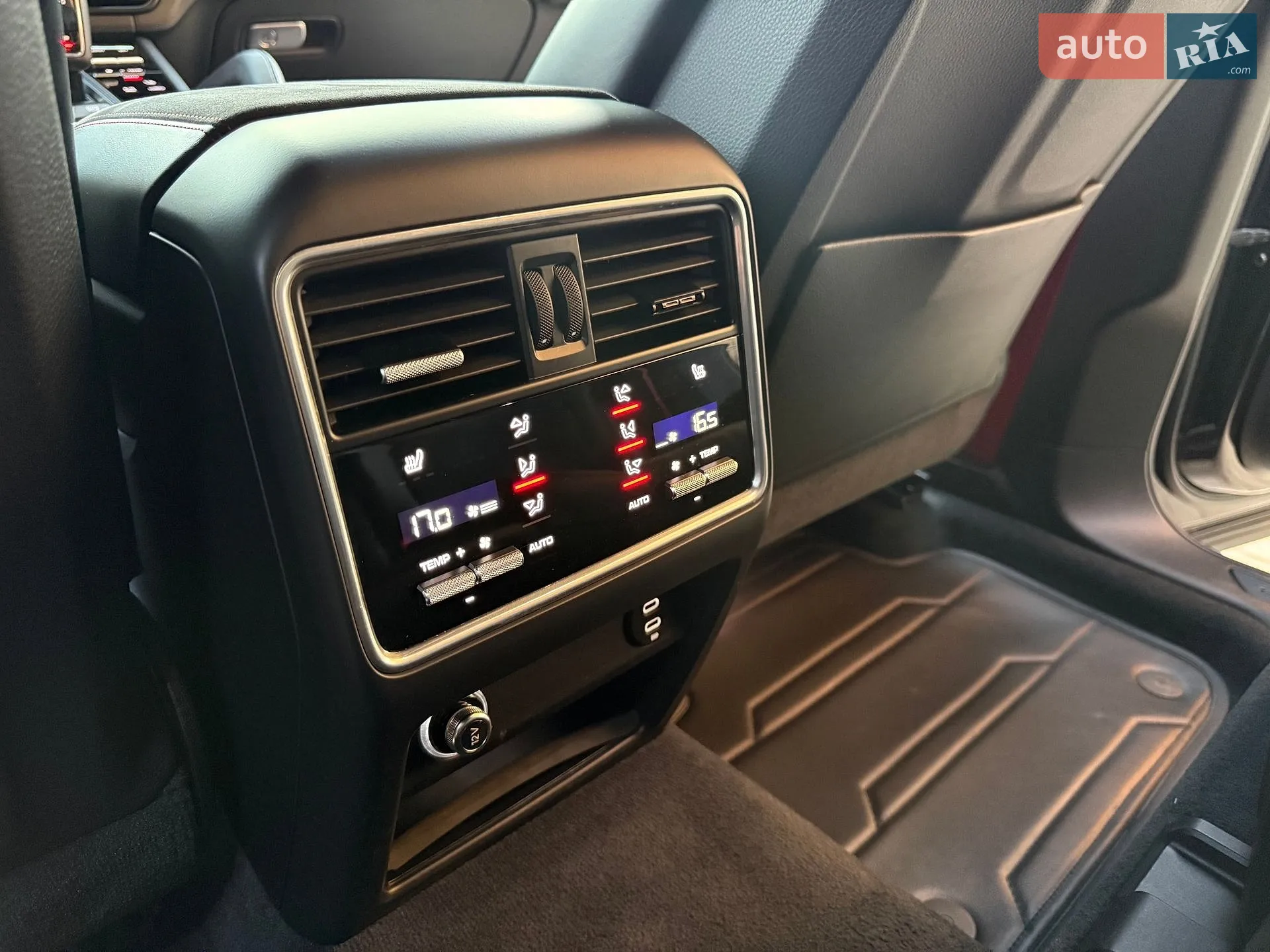 2021 Porsche Cayenne - мініатюра 77