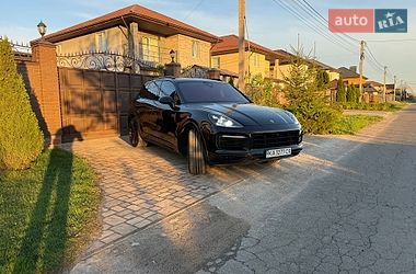Внедорожник / Кроссовер Porsche Cayenne 2021 в Киеве
