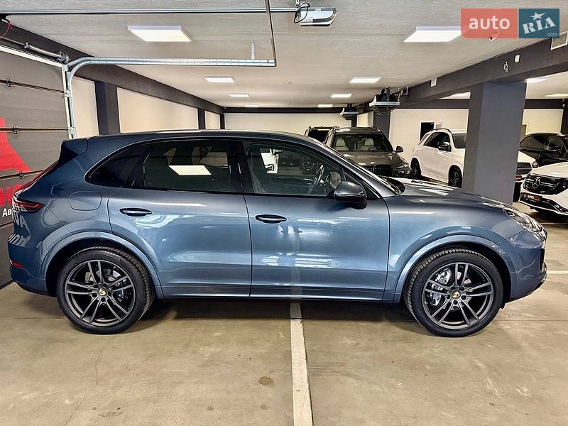 Внедорожник / Кроссовер Porsche Cayenne 2018 в Львове
