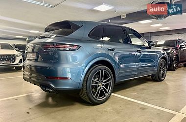 Внедорожник / Кроссовер Porsche Cayenne 2018 в Львове