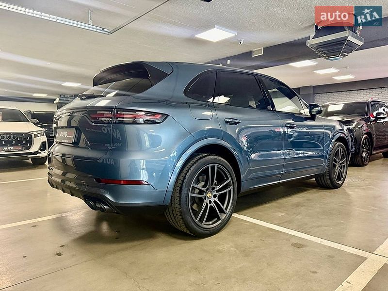 Внедорожник / Кроссовер Porsche Cayenne 2018 в Львове