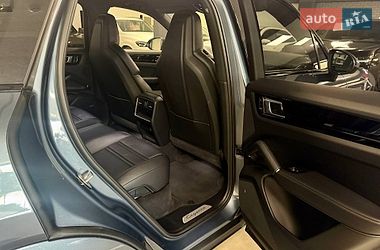 Внедорожник / Кроссовер Porsche Cayenne 2018 в Львове
