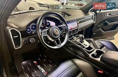 Внедорожник / Кроссовер Porsche Cayenne 2018 в Львове