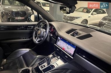 Внедорожник / Кроссовер Porsche Cayenne 2018 в Львове