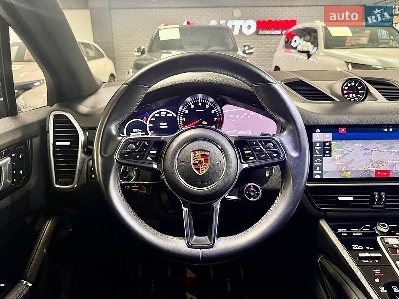 Внедорожник / Кроссовер Porsche Cayenne 2018 в Львове