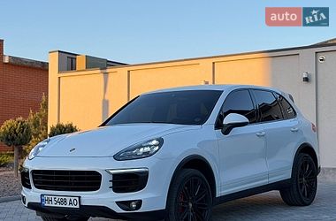 Внедорожник / Кроссовер Porsche Cayenne 2015 в Одессе