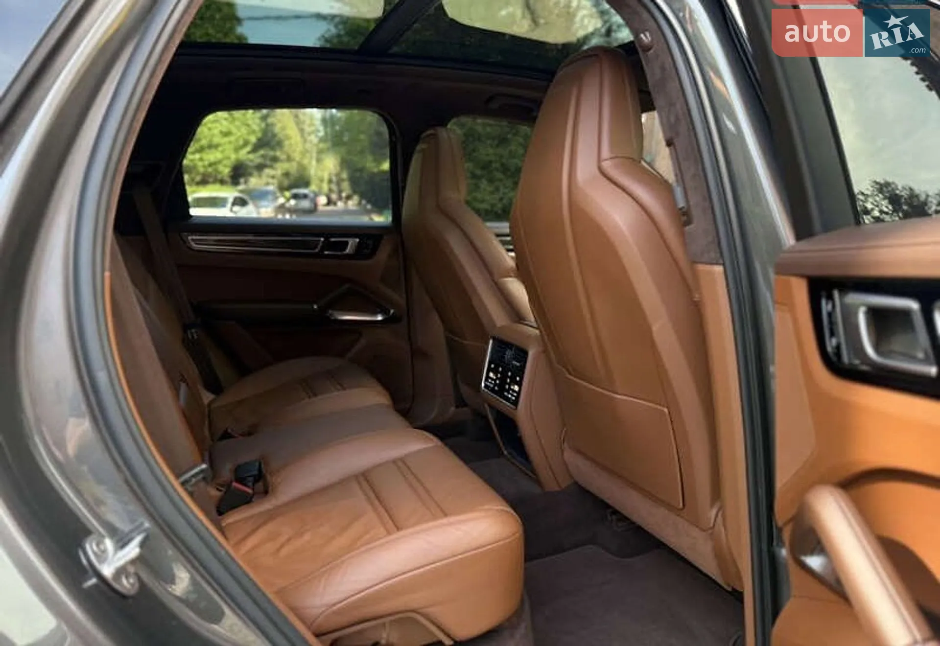 2018 Porsche Cayenne - мініатюра 27