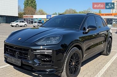 Внедорожник / Кроссовер Porsche Cayenne 2024 в Одессе
