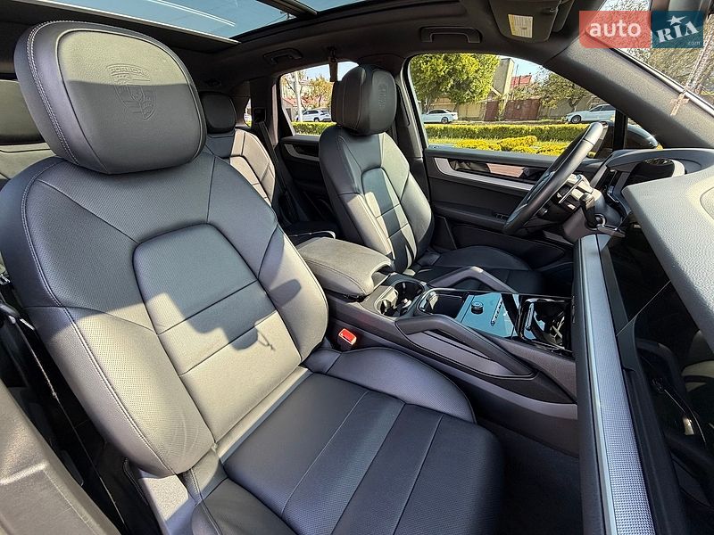 Позашляховик / Кросовер Porsche Cayenne 2024 в Одесі