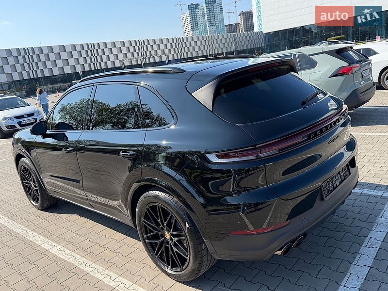 Позашляховик / Кросовер Porsche Cayenne 2024 в Одесі