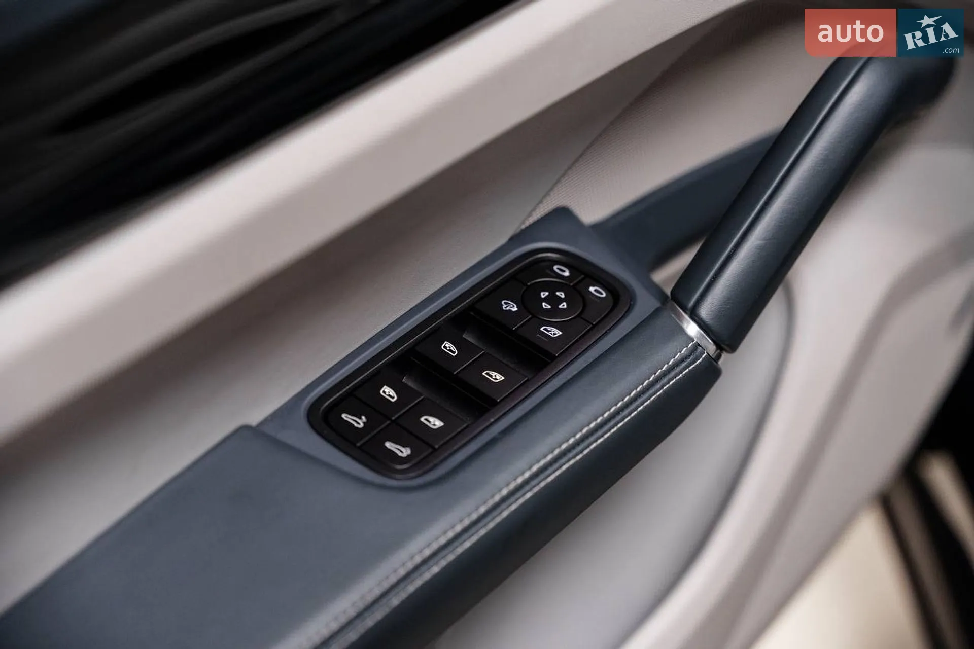 2023 Porsche Cayenne - мініатюра 18