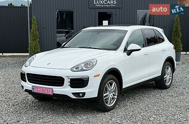 Внедорожник / Кроссовер Porsche Cayenne 2015 в Черновцах