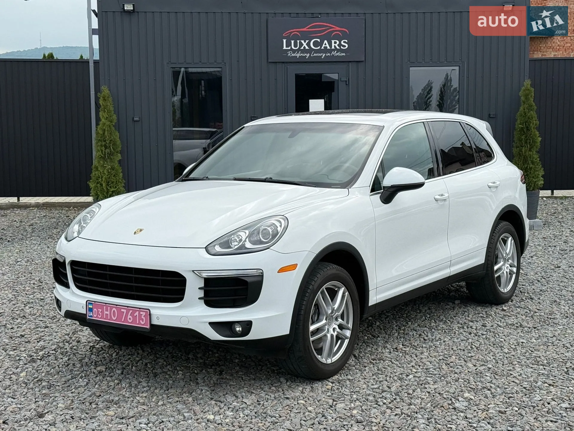 2015 Porsche Cayenne - мініатюра 16