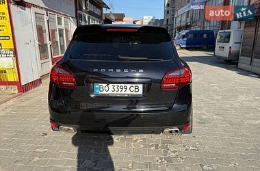 Позашляховик / Кросовер Porsche Cayenne 2012 в Тернополі